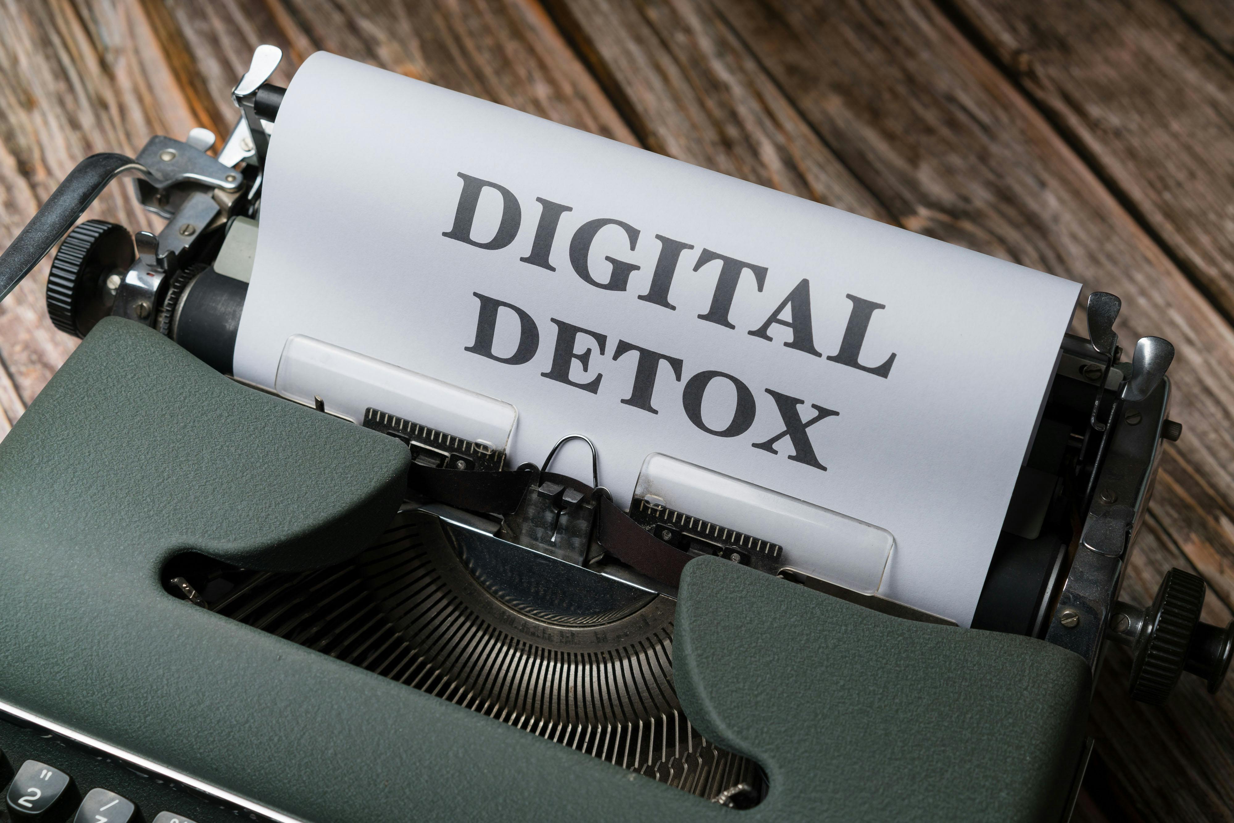 Mental Detox: Achieving Mental Clarity and Well-Being